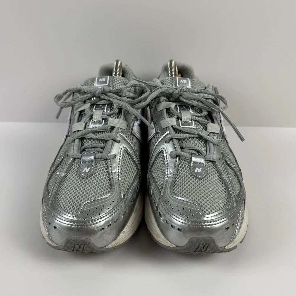 New Balance 1960R Silver White/Purple Sneaker Shoes Youth 6 Women's Sz‎ 8
